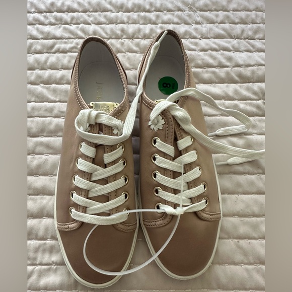 NWOT Lia satin sneakers 8 champagne Jack Rogers 🍾 - Picture 4 of 6